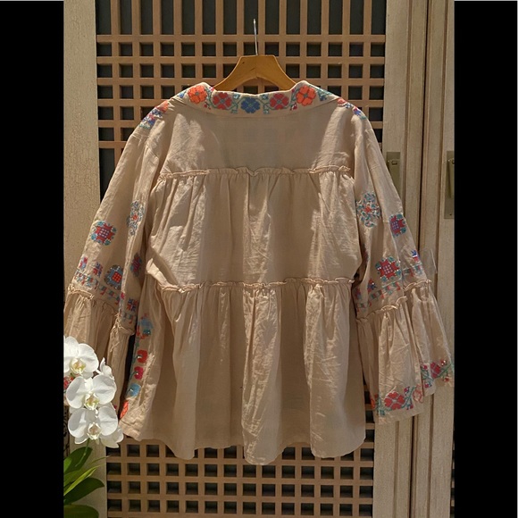 Luxe Moda Sequined Blouse - Picture 2 of 6